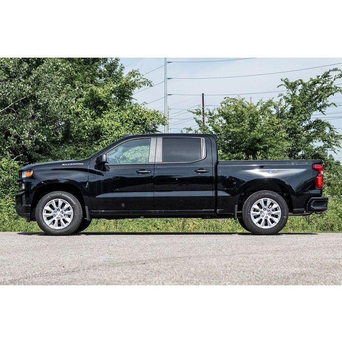 Rough Country 1.5" Lowering Shackles, 2020-2026 LM2/LZ0 - Image 6