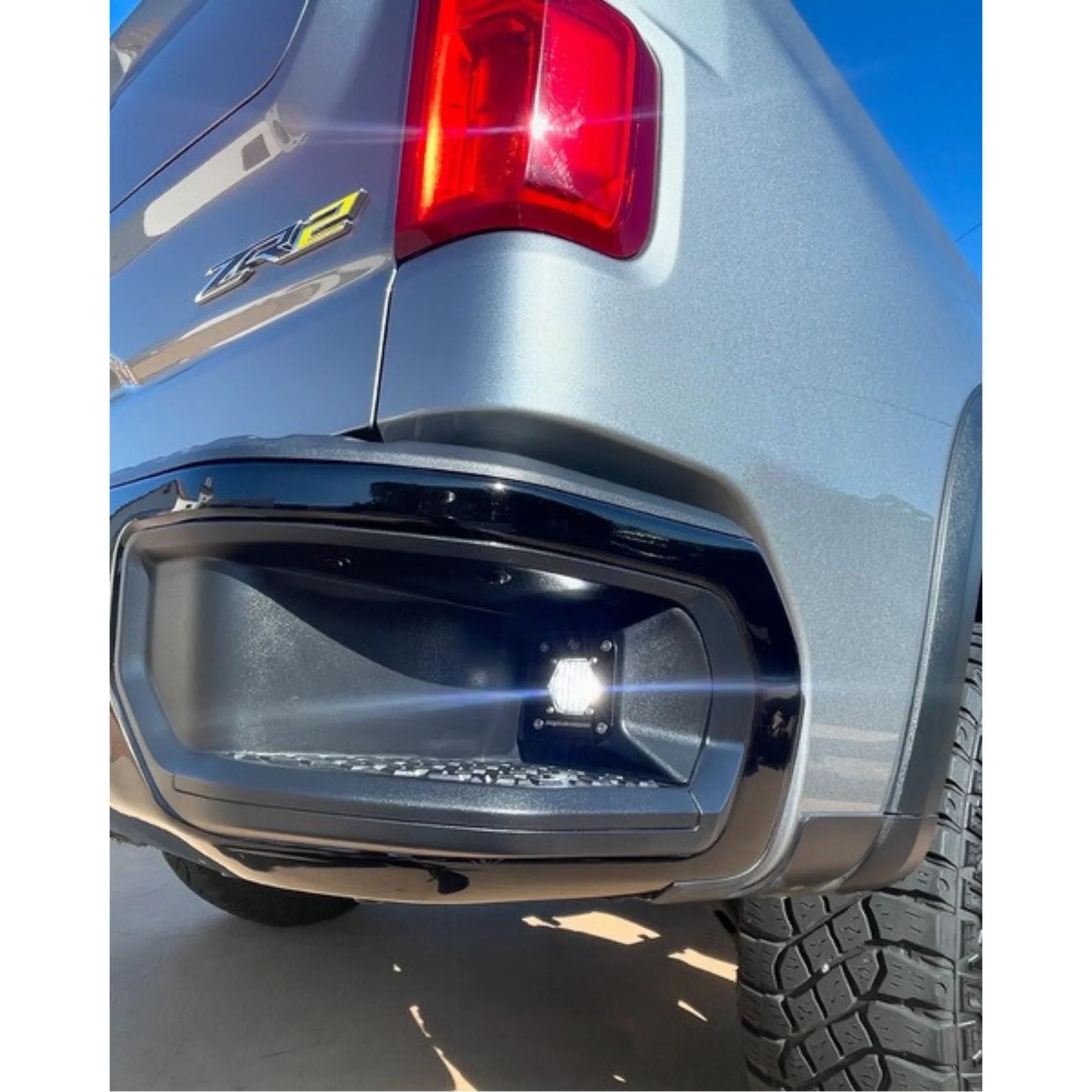 Pod Holes Bumper Step Light Kit, 2020-2025 LM2/LZ0 - Image 4