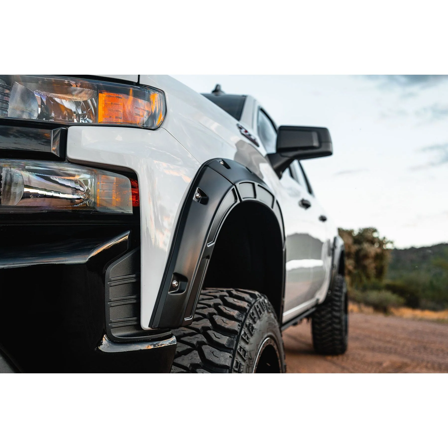 Rough Country Silverado Defender Fender Flares, 2020-2026 LM2/LZ0 - Image 4