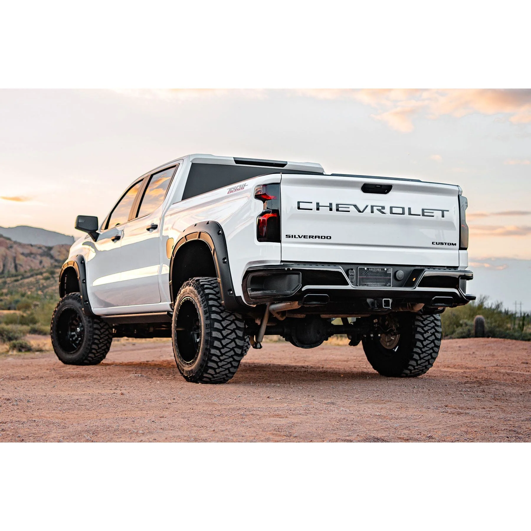 Rough Country Silverado Defender Fender Flares, 2020-2026 LM2/LZ0 - Image 5